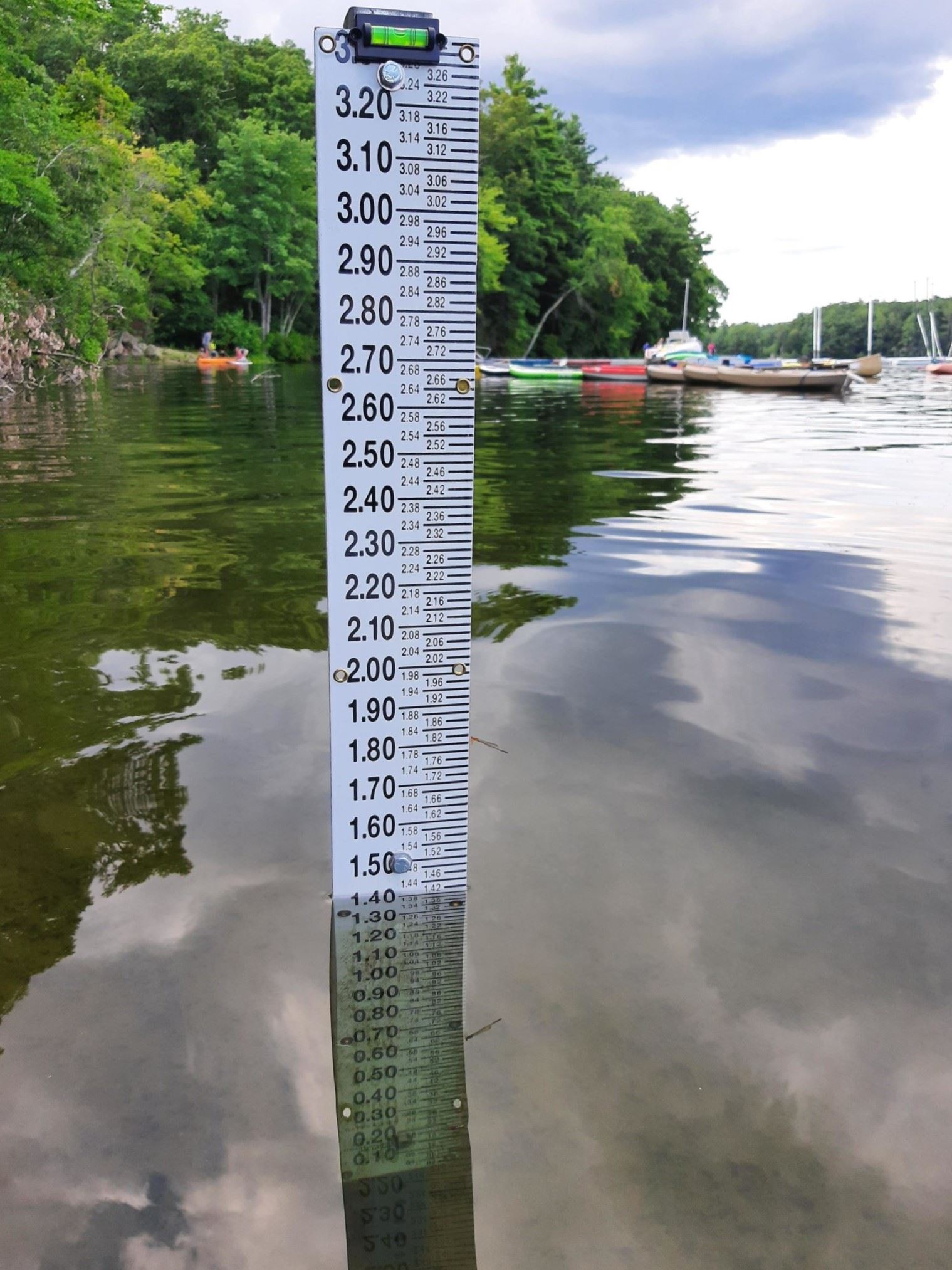 Farm-Pond_Sherborn-MA_7-31-23_depth-gauge